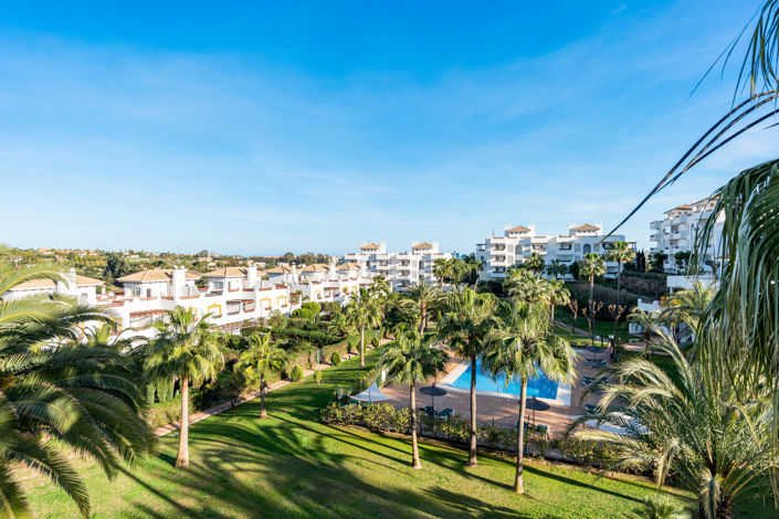 Image No.1-Penthouse de 2 chambres à vendre à Estepona