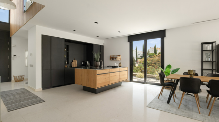 Image No.7-5 Bed Villa for sale