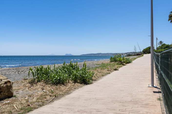 Image No.2-3 Bed Property for sale