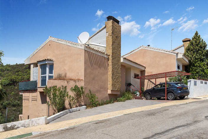 Image No.11-3 Bed Townhouse for sale