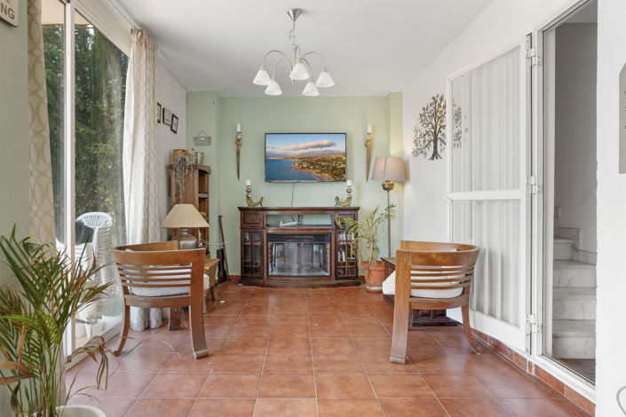 Image No.13-3 Bed Townhouse for sale