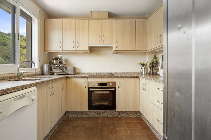 Image No.4-3 Bed Townhouse for sale