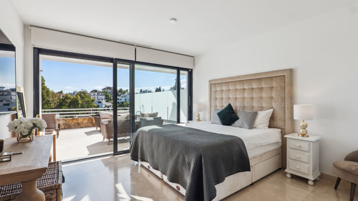 Image No.8-3 Bed Townhouse for sale