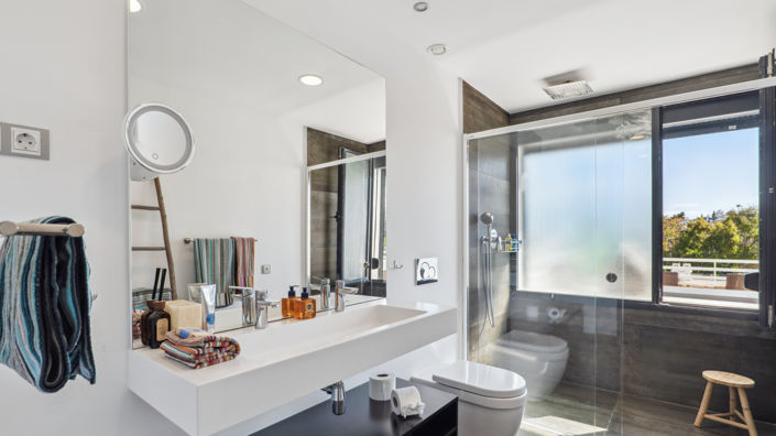 Image No.9-3 Bed Townhouse for sale