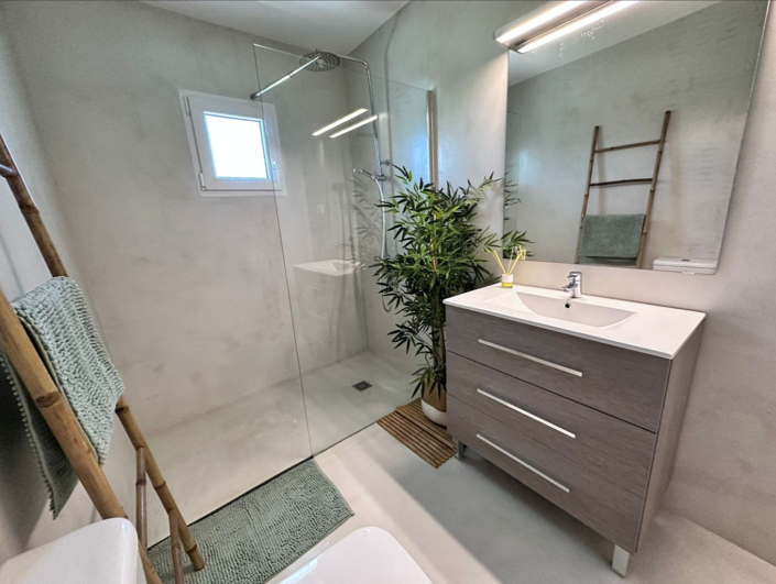 Image No.21-3 Bed Villa for sale