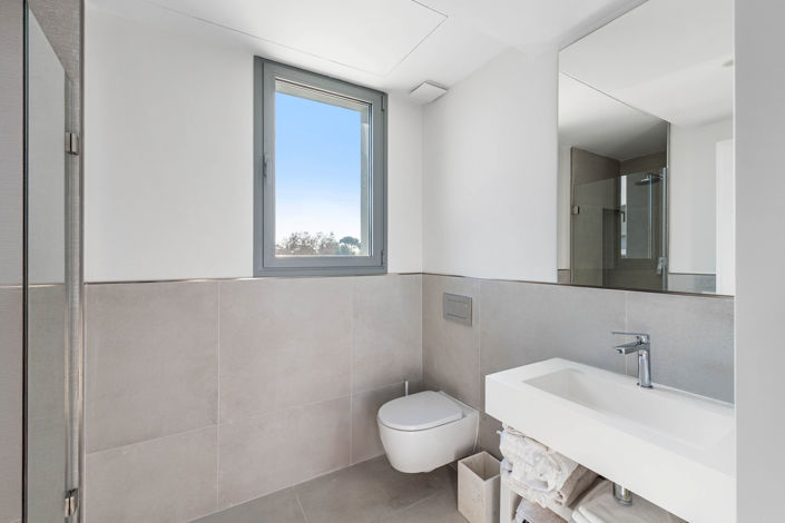 Image No.18-3 Bed Villa for sale