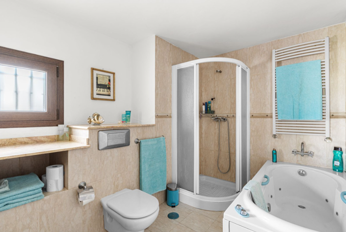 Image No.15-3 Bed Villa for sale