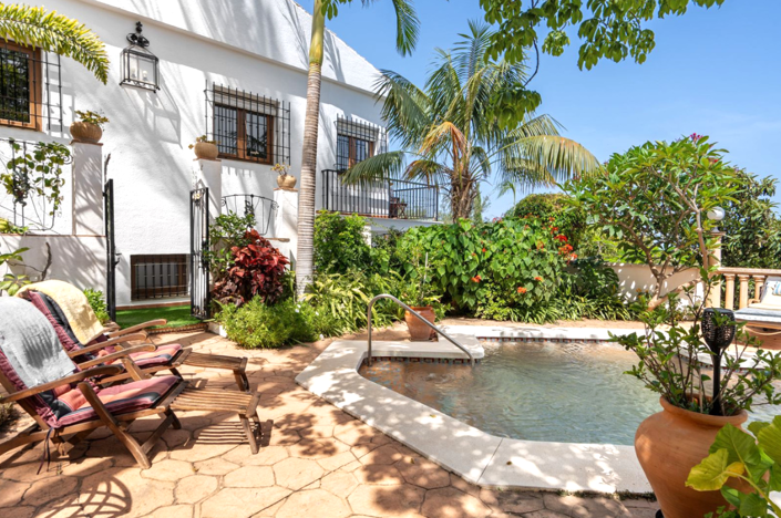 Image No.2-3 Bed Villa for sale