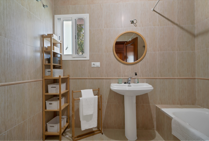 Image No.29-5 Bed Villa for sale