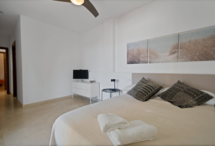 Image No.30-5 Bed Villa for sale