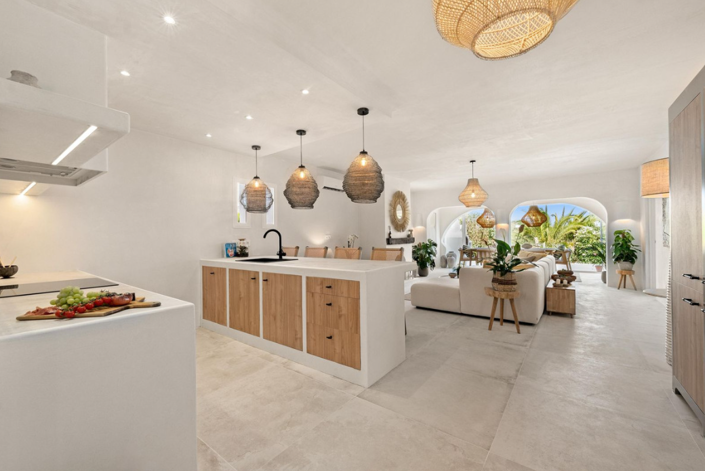 Image No.13-4 Bed Villa for sale