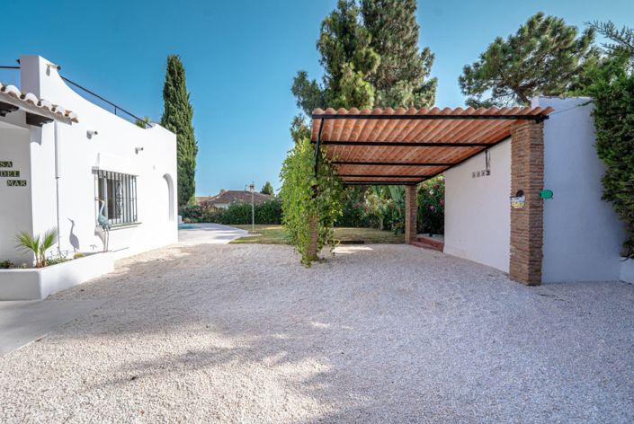 Image No.20-4 Bed Villa for sale