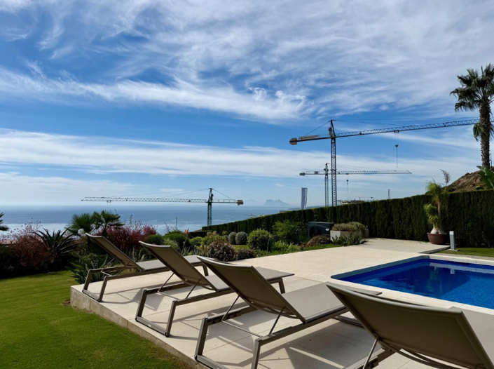 Image No.14-4 Bed Villa for sale