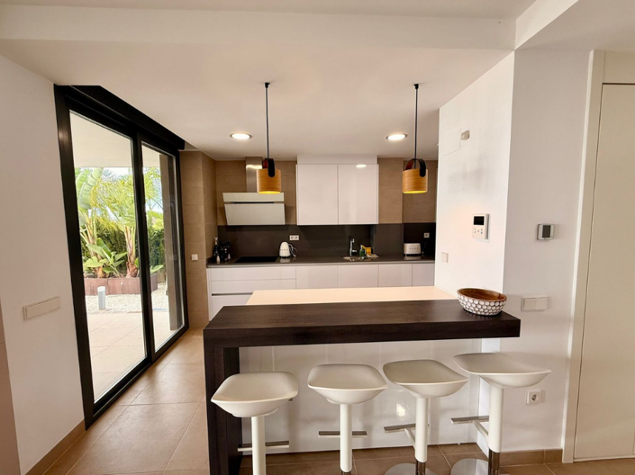 Image No.4-4 Bed Villa for sale