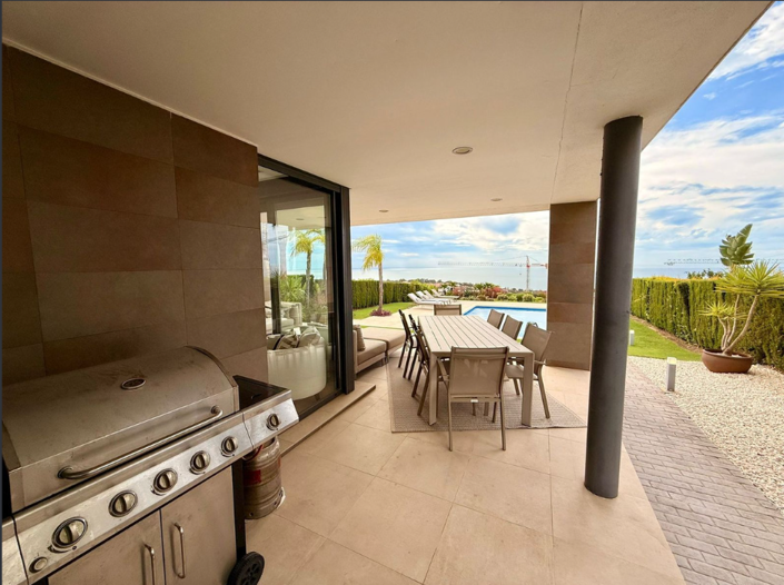 Image No.7-4 Bed Villa for sale