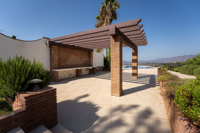 Image No.13-7 Bed Villa for sale