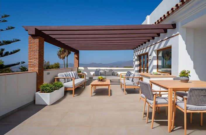 Image No.14-7 Bed Villa for sale