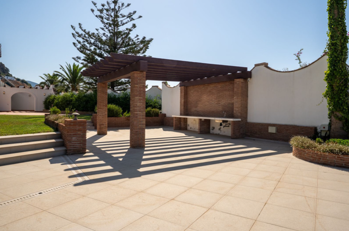 Image No.22-7 Bed Villa for sale