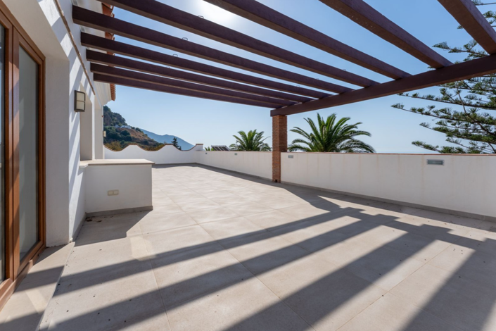 Image No.24-7 Bed Villa for sale