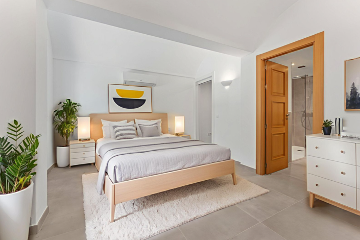 Image No.40-7 Bed Villa for sale