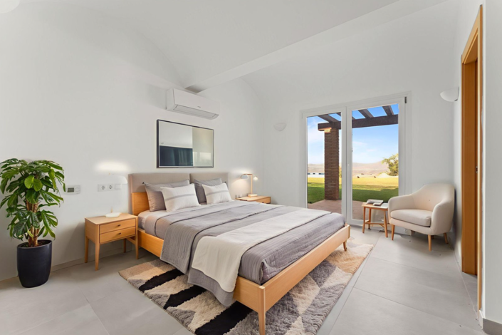 Image No.42-7 Bed Villa for sale