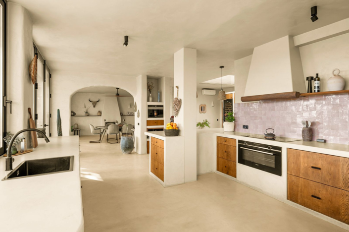 Image No.2-4 Bed Villa for sale