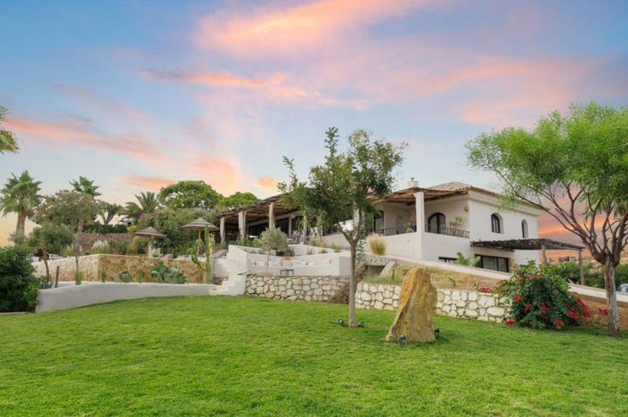 Image No.8-4 Bed Villa for sale