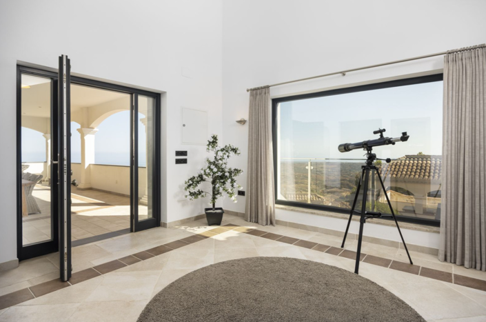 Image No.15-4 Bed Villa for sale