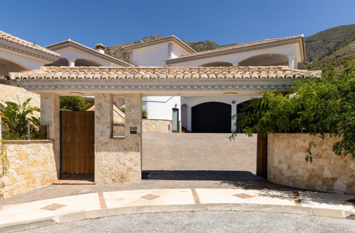 Image No.39-4 Bed Villa for sale