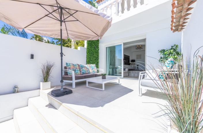 Image No.3-Villa de 3 chambres à vendre à Estepona