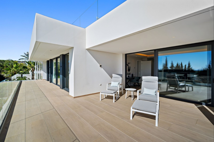 Image No.17-5 Bed Villa for sale