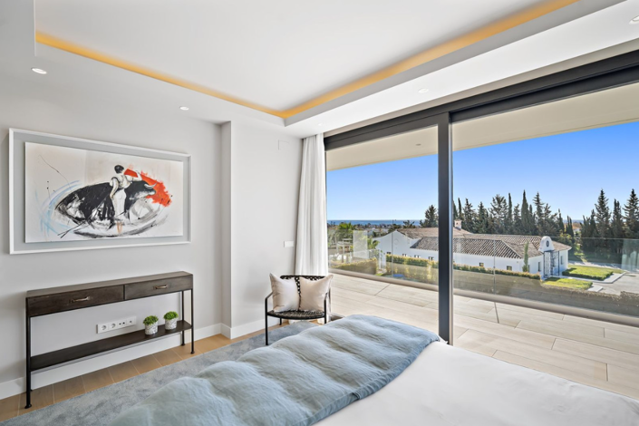 Image No.20-5 Bed Villa for sale