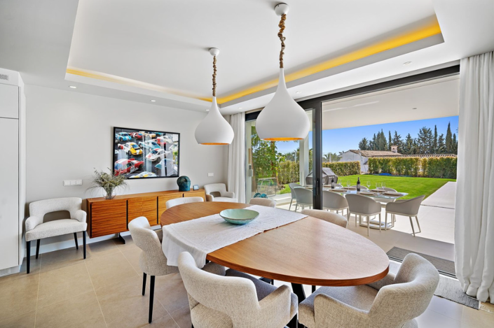 Image No.33-5 Bed Villa for sale