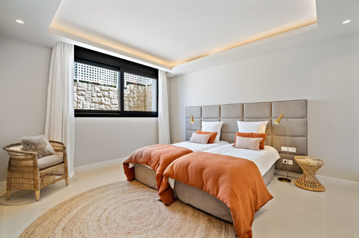 Image No.5-5 Bed Villa for sale