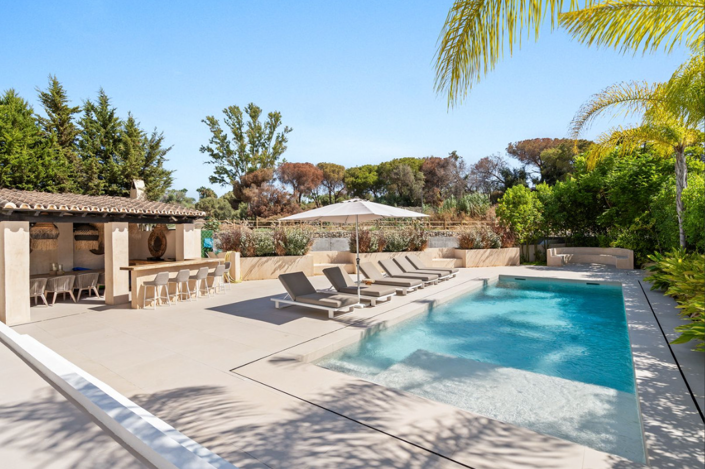 Image No.2-5 Bed Villa for sale