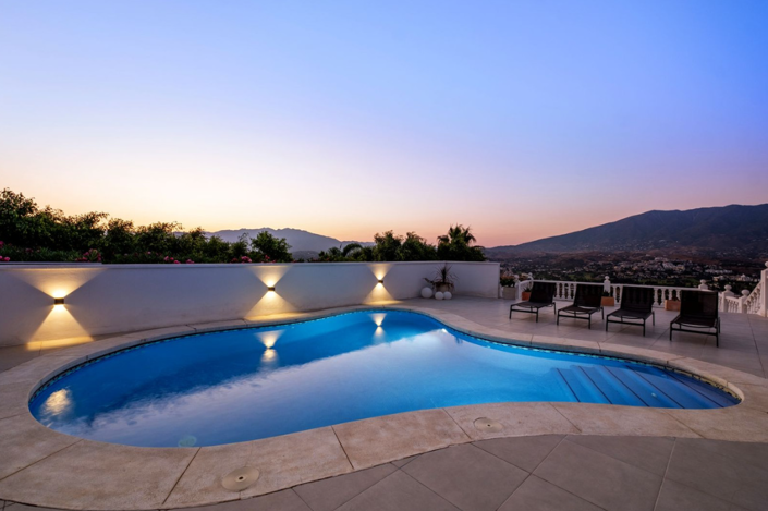 Image No.13-Villa de 6 chambres à vendre à Mijas Costa