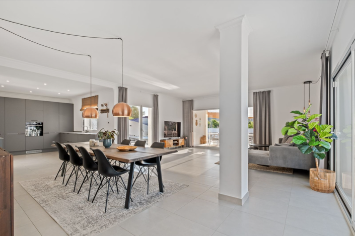 Image No.3-Villa de 6 chambres à vendre à Mijas Costa