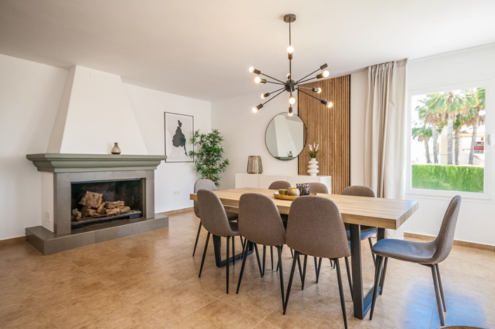 Image No.4-6 Bed Villa for sale