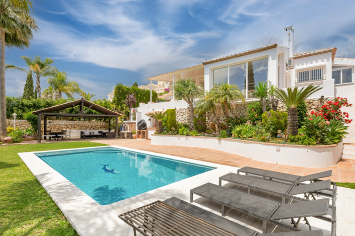 Image No.1-Villa de 4 chambres à vendre à Mijas Costa