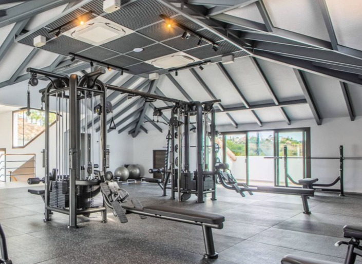 Image No.14-2 Bed Property for sale