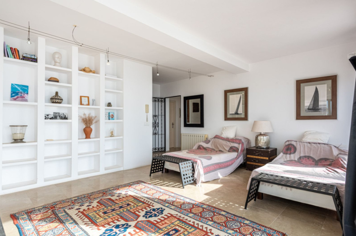 Image No.19-3 Bed Villa for sale