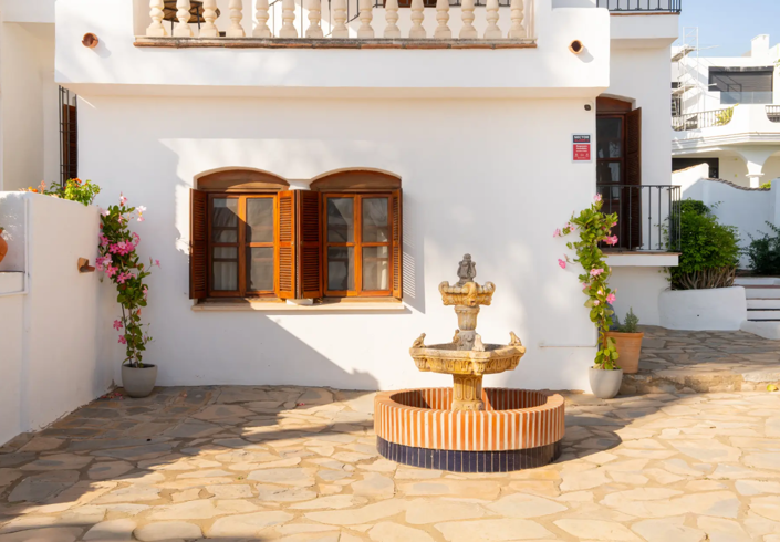 Image No.4-Villa de 5 chambres à vendre à Estepona