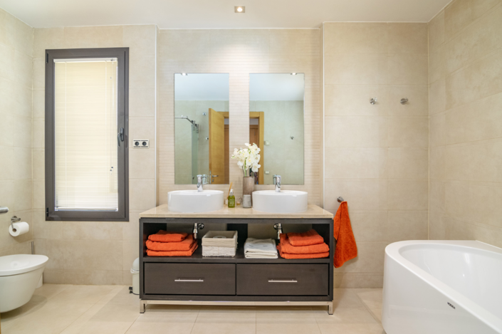 Image No.44-2 Bed Apartment for sale