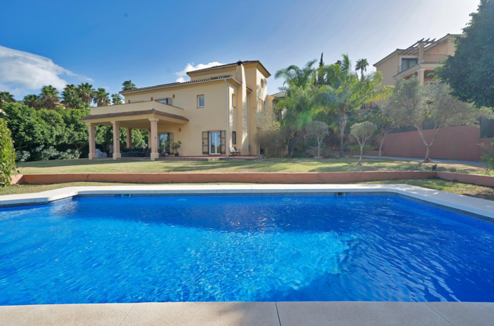 Image No.1-Villa de 5 chambres à vendre à Sotogrande playa