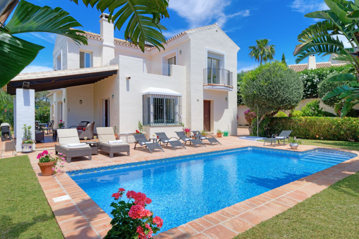 Image No.2-Villa de 4 chambres à vendre à Mijas Costa