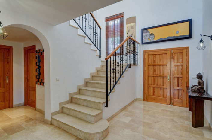 Image No.9-4 Bed Villa for sale