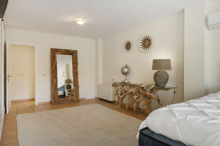 Image No.19-4 Bed Villa for sale