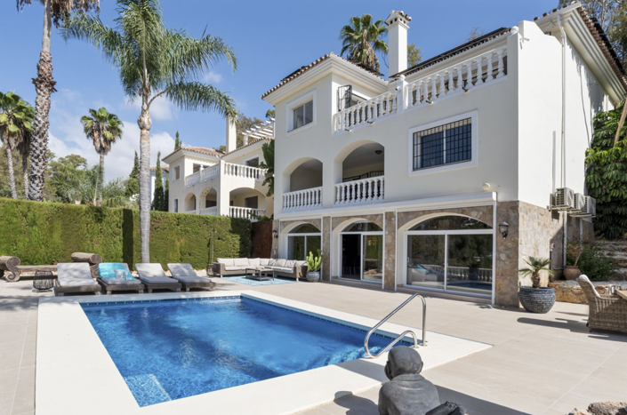 Image No.3-4 Bed Villa for sale