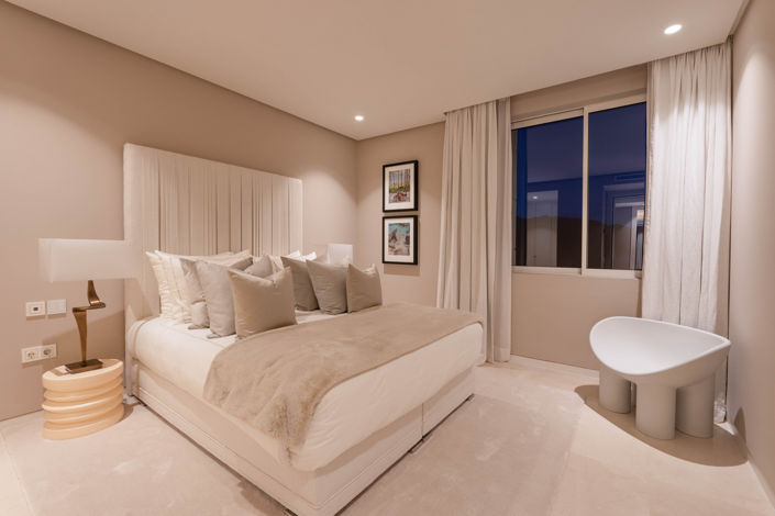 Image No.5-3 Bed Property for sale