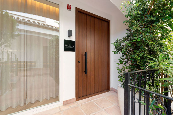 Image No.24-4 Bed Townhouse for sale